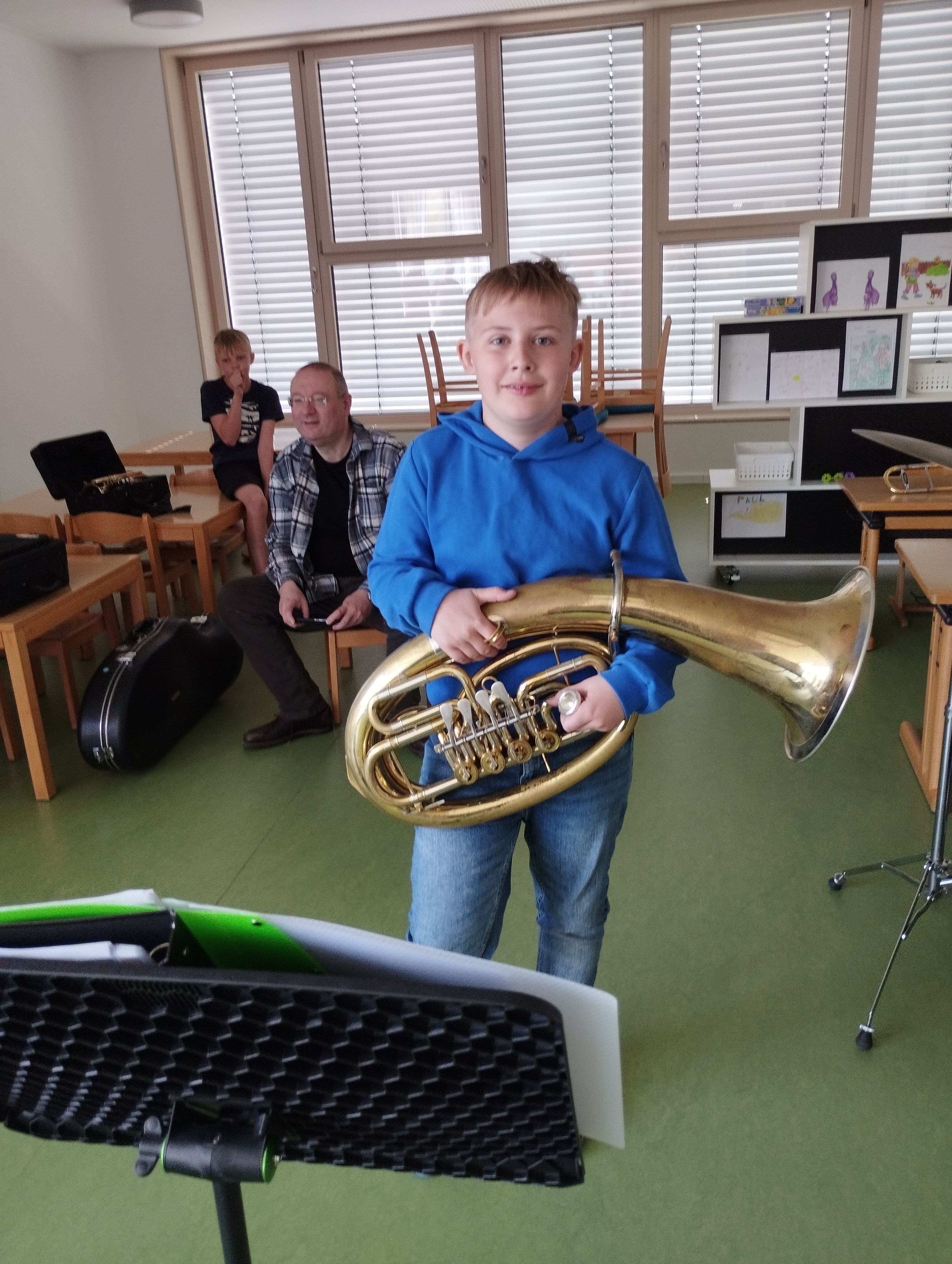 Schüler mit Tenorhorn, Raxendorf